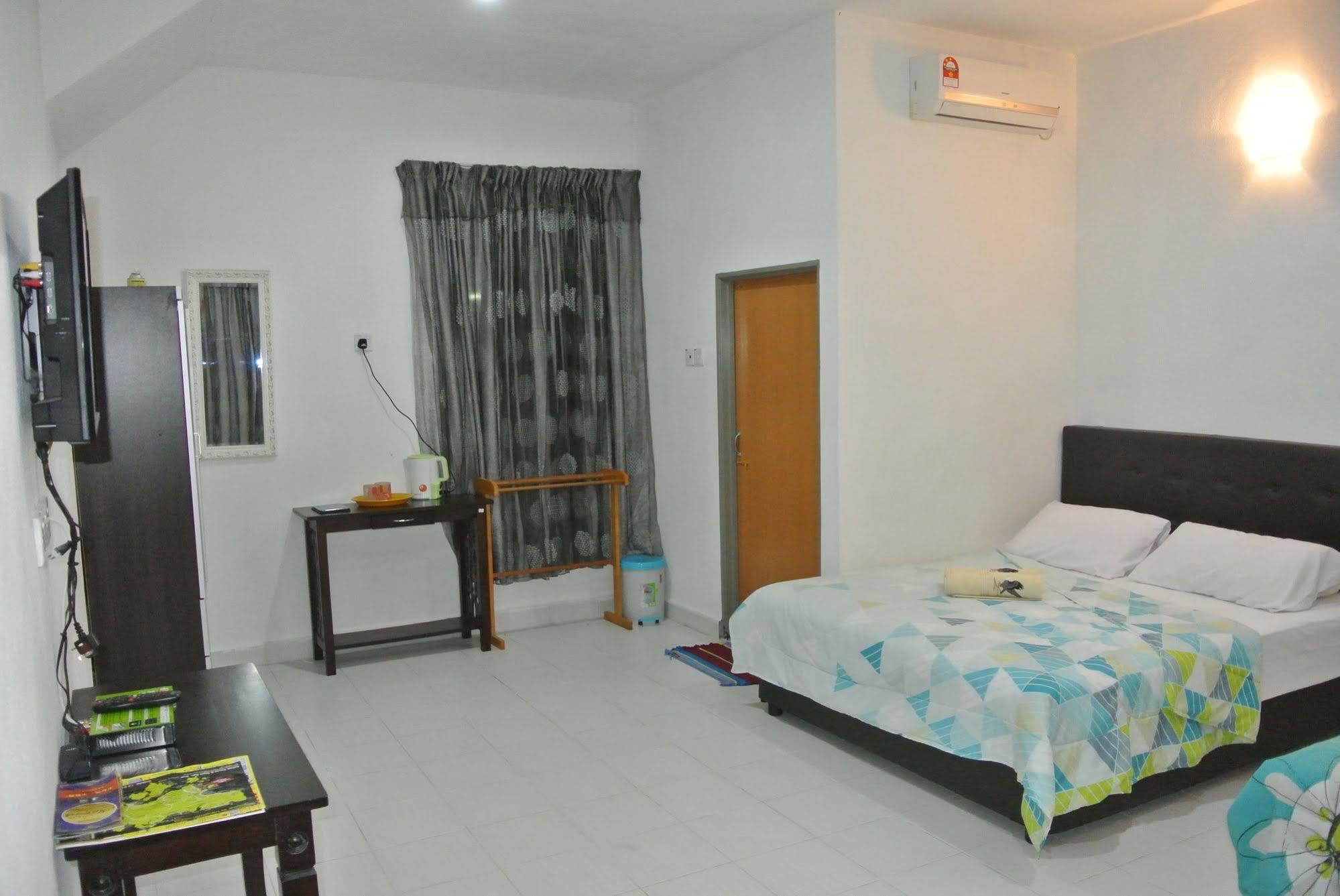 Wave Langkawi Inn Pantai Cenang  Zewnętrze zdjęcie