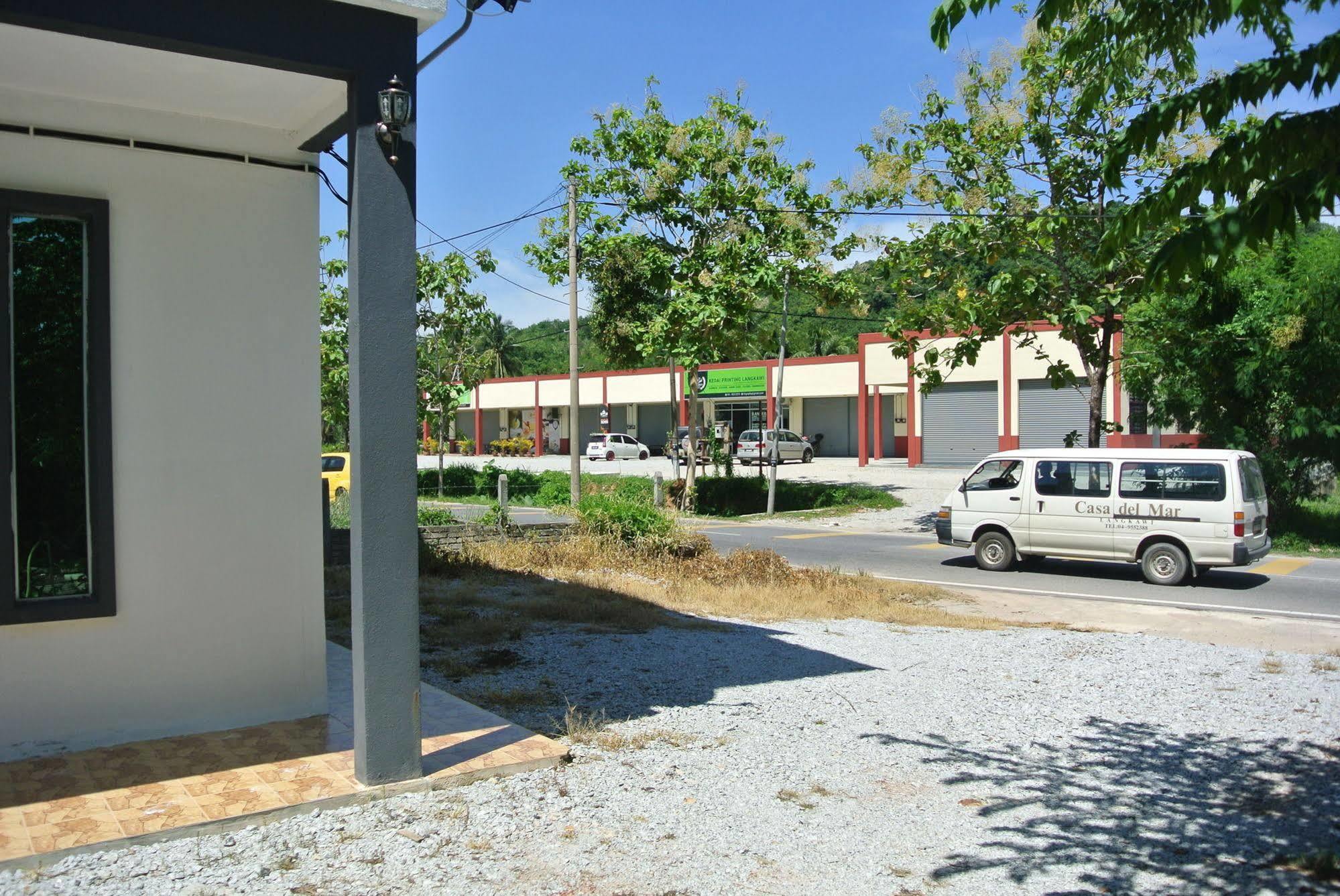 Wave Langkawi Inn Pantai Cenang  Zewnętrze zdjęcie